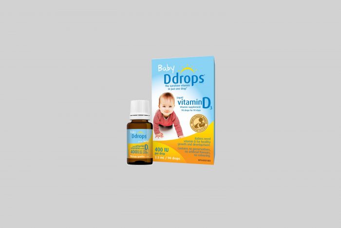 Ddrops Baby CAN EN Carton Bottle New Angle 062f5235 19d4 4b3b 8d14 196dc71cd0ee 1024x1024